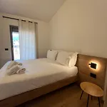 Apartman Yugogo Petrarca 1 - Trilocale Con Balcone