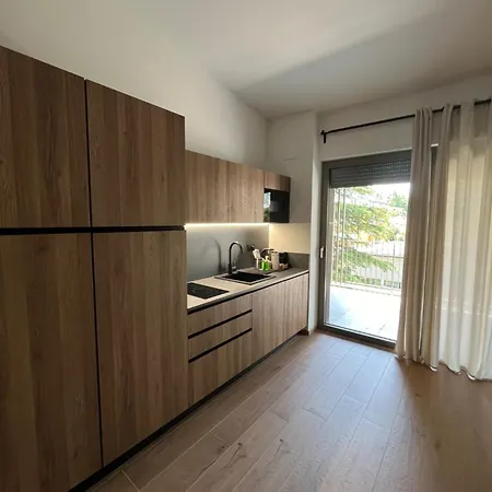 Yugogo Petrarca 1 - Trilocale Con Balcone Apartamento *