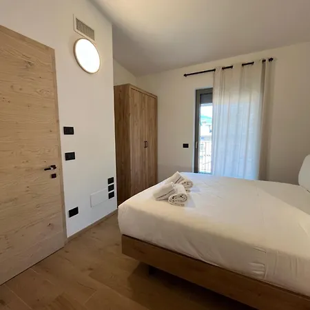 Yugogo Petrarca 1 - Trilocale Con Balcone Daire *