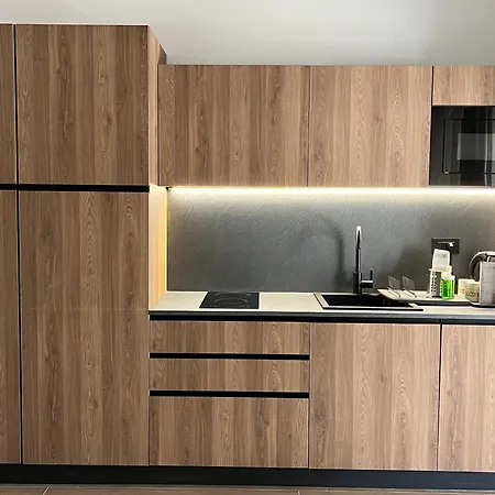 Yugogo Petrarca 1 - Trilocale Con Balcone * Trento