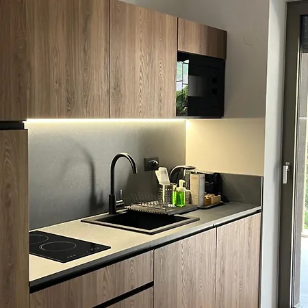 Yugogo Petrarca 1 - Trilocale Con Balcone