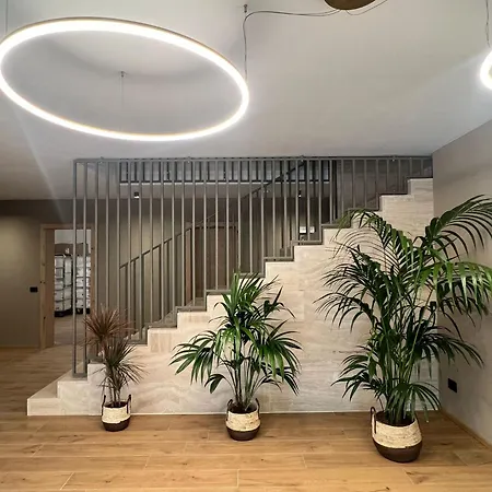 Yugogo Petrarca 1 - Trilocale Con Balcone * Trento