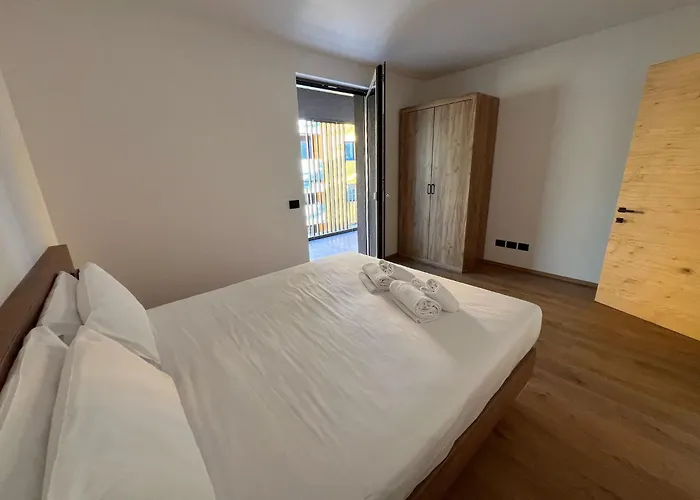 Lejlighed Yugogo Petrarca 1 - Trilocale Con Balcone Trento