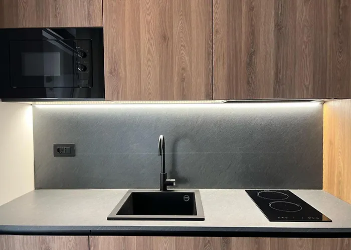 Yugogo Petrarca 1 - Trilocale Con Balcone