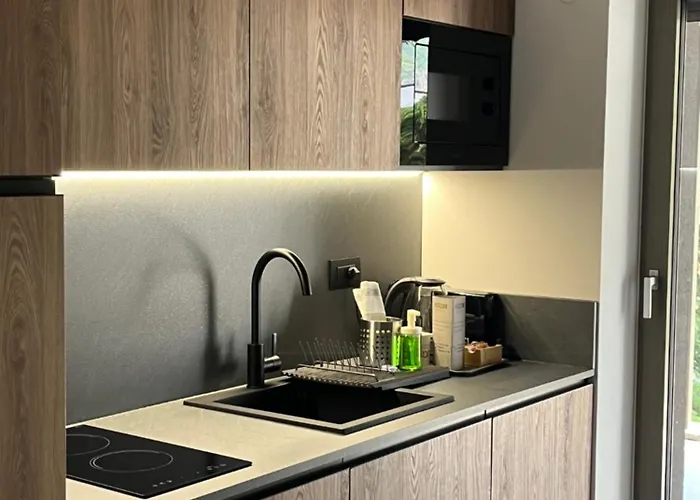 Yugogo Petrarca 1 - Trilocale Con Balcone