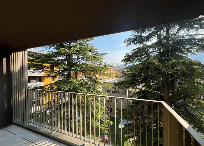 Yugogo Petrarca 1 - Trilocale Con Balcone *