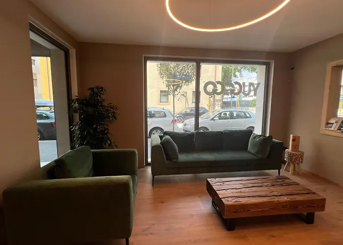 Yugogo Petrarca 1 - Trilocale Con Balcone *